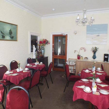 Taormina Guest House Tenby Exterior foto