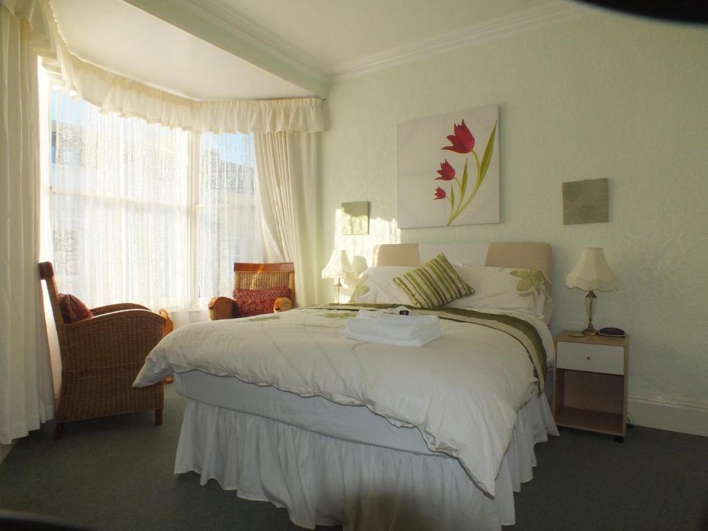 Taormina Guest House Tenby Habitación foto