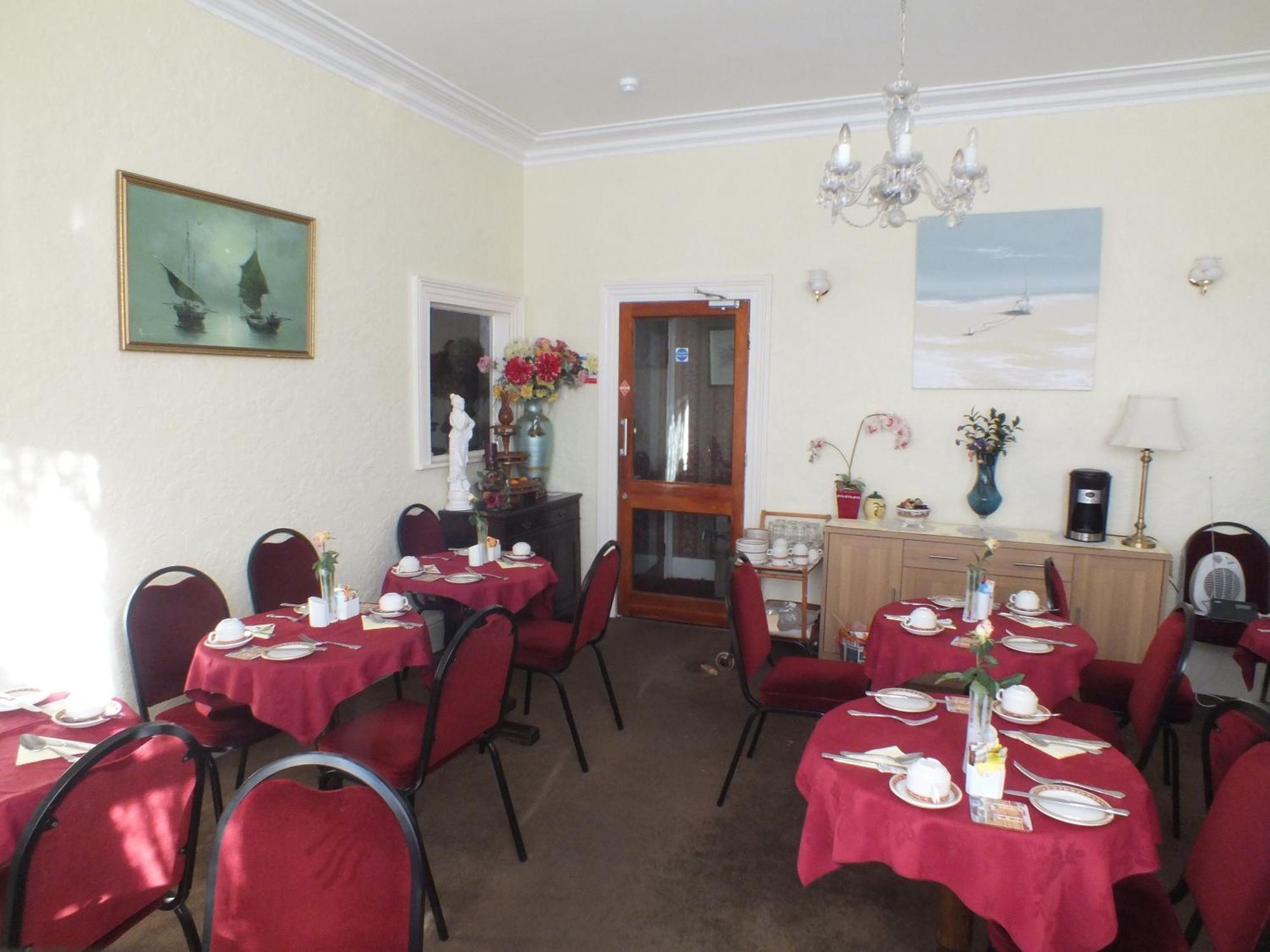 Taormina Guest House Tenby Exterior foto
