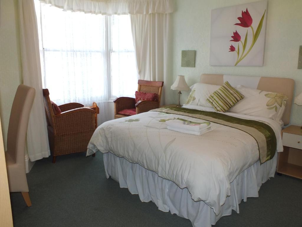 Taormina Guest House Tenby Habitación foto