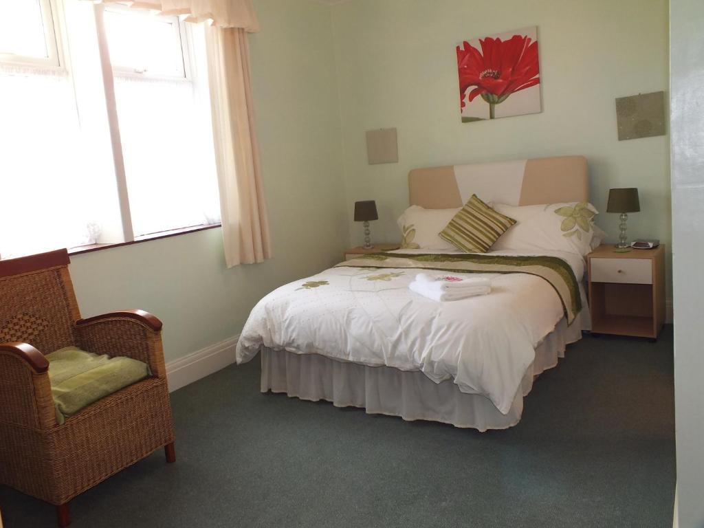 Taormina Guest House Tenby Habitación foto